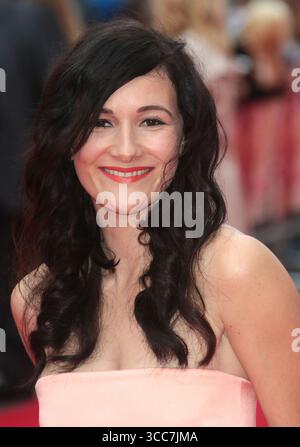 20 agosto 2015 - Sarah Solemani partecipa alla prima mondiale "The Bad Education Movie" al Vue West End di Londra, Regno Unito. Foto Stock