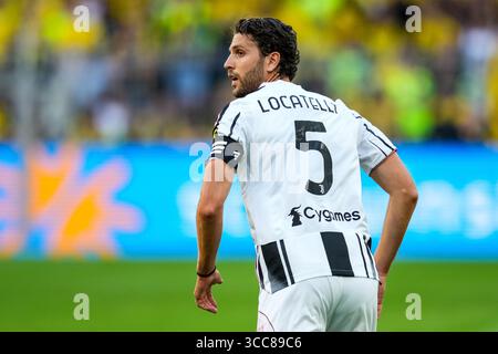 DORTMUND, GERMANIA - 10 AGOSTO: Manuel Locatelli della Juventus guarda durante l'amichevole pre-stagione tra Borussia Dortmund e Juventus FC al Signal Iduna Park il 10 agosto 2025 a Dortmund, Germania. (Foto di Rene Nijhuis) credito: René Nijhuis/Alamy Live News Foto Stock