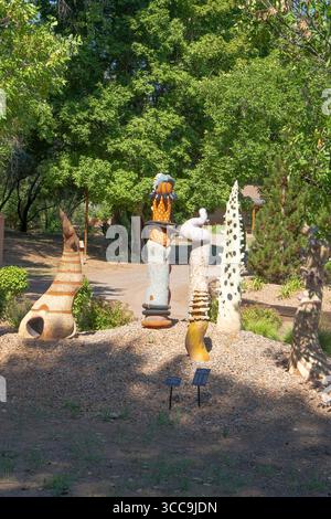 Abiquiuí Inn, Abiquiuí, New Mexico. Abiquiú è apprezzata dai viaggiatori per la sua vicinanza a canyon, fiumi e montagne. Foto Stock
