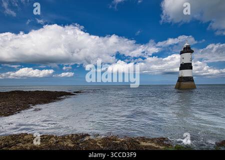 Faro Penmon, Anglesey, Galles del Nord, Regno Unito Foto Stock