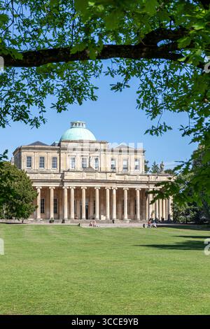 Sala pompe Pittville a Pittville Park, Cheltenham Spa, Gloucestershire, Inghilterra Regno Unito Foto Stock