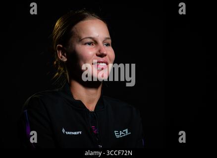 16 febbraio 2023, DOHA, QATAR: Veronika Kudermetova della Russia parla ai media dopo i quarti di finale del torneo di tennis Qatar Totalenergies Open WTA 500 2023 (Credit Image: © Rob Prange/AFP7 via ZUMA Press Wire) Foto Stock