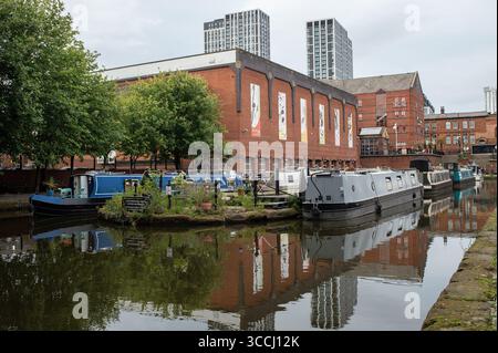 Vista del canale Castlefield a Manchester, 10 agosto 2025, Inghilterra Foto Stock