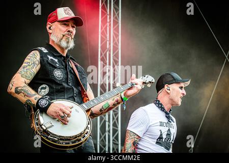 12 agosto 2023, Horsens, Copenaghen, Danimarca: Horsens, Danimarca. 12 agosto 2023. La band danese Skullclub esegue un concerto dal vivo durante il festival danese Jailbreak 2023 a Horsens. (Immagine di credito: © Sebastian Dammark/Gonzales foto tramite ZUMA Press) Foto Stock