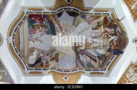 Affreschi sul soffitto della chiesa del monastero di San Giovanni in Ursberg, Germania Foto Stock