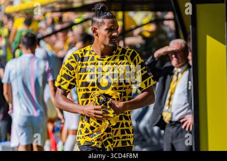 Dortmund, Germania. 10 agosto 2025. Testspiel/Saisoneröffnung, Borussia Dortmund vs. Juventus Torino, 10.08.2025 Sebastien Haller credito: dpa/Alamy Live News Foto Stock