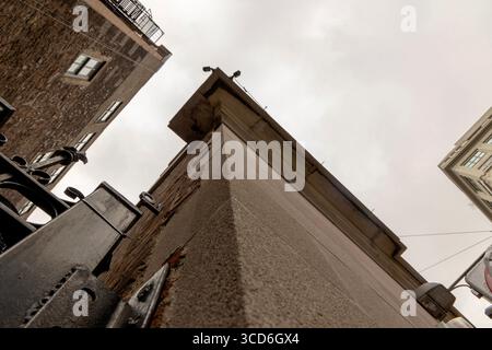Vista a livello della strada della FDNY Ladder 8 (sede centrale di Ghostbusters) in North Moore Street, Manhattan, New York City, USA, con dintorni urbani Foto Stock
