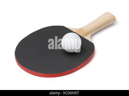 Racchetta da ping pong e palla isolata su bianco Foto Stock