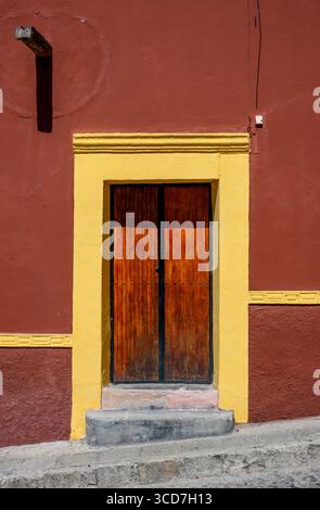 Calle Terraplén, San Miguel de Allende, Messico. Foto Stock