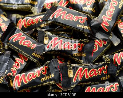 Tambov, Federazione Russa - 08 agosto 2025 Mars minis cioccolato bar sfondo. Foto Stock