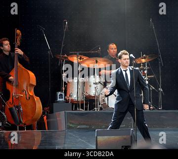 Michael Buble si esibisce dal vivo al Donnybrook Stadium di Dublino, Irlanda - 26 luglio 2008 Foto Stock