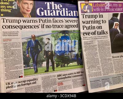 I giornali britannici riportano che Trump avverte Putin di affrontare gravi conseguenze se non è stata concordata una tregua Foto Stock