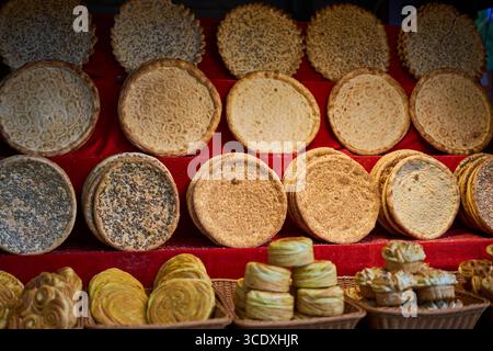 Bancarelle di cibo nel quartiere musulmano di Xi'an (Huimin Street), Xi'an Foto Stock
