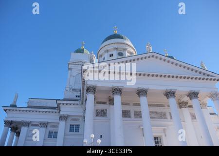 La cattedrale, di Carl Ludvig Engel, è diventata il simbolo di tutta Helsinki Foto Stock