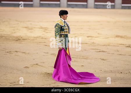 Madrid, Spagna. 15 agosto 2025. Il torero Lama de Góngora visto durante la corrida con i tori del ranch El Torero in Plaza de las Ventas. (Foto di Atilano Garcia/SOPA Images/Sipa USA) credito: SIPA USA/Alamy Live News Foto Stock