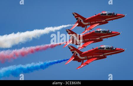 Red Arrows BAE Hawk Tmk1 Aircraft della Royal Air Force esposto alla RAF Waddington Families Day il 12 luglio 2025. Foto Stock