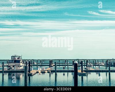 Bimini, Bahamas - 3 gennaio 2025: Scenario sulla spiaggia di Bimini intorno a Resorts World Foto Stock