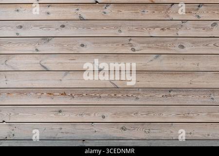 Sfondo di tavole di legno non verniciate. Consistenza di legno vecchio. Foto Stock