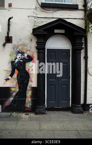 Madrid, Spagna. 7 agosto 2025. View of Canal Street, è una famosa strada conosciuta come il cuore della città Gay and LGBTQ a Manchester, 16 agosto 2025 Inghilterra (foto di Oscar Gonzalez/Sipa USA) credito: SIPA USA/Alamy Live News Foto Stock