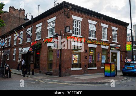 Madrid, Spagna. 7 agosto 2025. View of Canal Street, è una famosa strada conosciuta come il cuore della città Gay and LGBTQ a Manchester, 16 agosto 2025 Inghilterra (foto di Oscar Gonzalez/Sipa USA) credito: SIPA USA/Alamy Live News Foto Stock