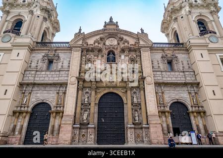 Lima, Perù, 1° ottobre 2021: Vista panoramica della Cattedrale di Lima, Perù Foto Stock