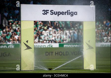 Viborg, Danimarca. 17 agosto 2025. Tutto è pronto per il 3F Superliga match tra Viborg FF e Silkeborg IF all'Energi Viborg Arena di Viborg. Credito: Gonzales Photo/Alamy Live News Foto Stock