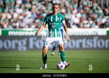 Viborg, Danimarca. 17 agosto 2025. Jeppe Gronning (13) del Viborg FF visto durante il 3F Superliga match tra Viborg FF e Silkeborg IF all'Energi Viborg Arena di Viborg. Credito: Gonzales Photo/Alamy Live News Foto Stock