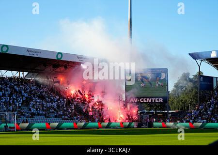 Odense, Danimarca. 18 agosto 2025. 3F Superliga-kampen mellem OB og AGF Paa Nature Energy Park i Odense mandag den 18. agosto 2025. Crediti: Ritzau/Alamy Live News Foto Stock