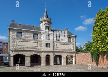 Museo Het Toreke, ex prigione del XIX secolo al Grote Markt nella città di Tienen / Tirlemont, Brabante fiammingo, Belgio Foto Stock