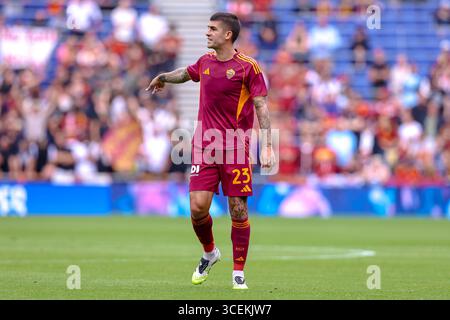 Liverpool, Inghilterra, Regno Unito. 09 agosto 2025. Gianluca Mancini dell'AS Roma durante l'amichevole di pre-stagione tra Everton FC e AS Roma all'Hill Dickinson Stadium, Liverpool, Inghilterra, Regno Unito il 9 agosto 2025Credit: Ryan Crockett/Every Second Media Credit: Every Second Media/Alamy Live News Foto Stock