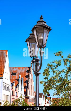 Baviera : gli edifici colorati di Donauwörth Foto Stock