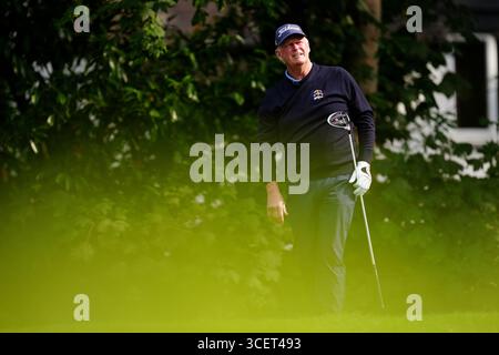 Sandy Lyle durante la partita del 40° anniversario al Belfry Golf and Resort Hotel di Sutton Coldfield davanti al Betfred British Masters 2025 che inizia giovedì. Data foto: Martedì 19 agosto 2025. Foto Stock