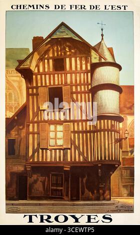 Uno splendido poster di viaggio vintage del 1920 per Troyes in Francia Foto Stock