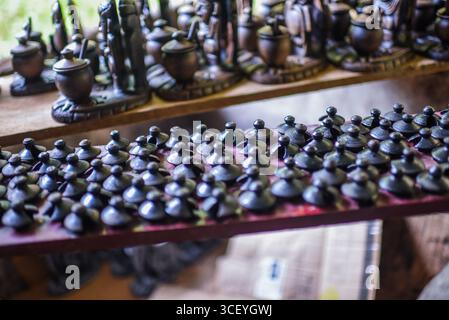 Negozio di souvenir e artigianato nel Parco Archeologico di San Agustin, San Agustin, Huila, Colombia Foto Stock