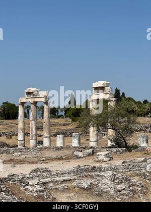 La bellezza mozzafiato di Hierapolis, un vero capolavoro di architettura antica Foto Stock