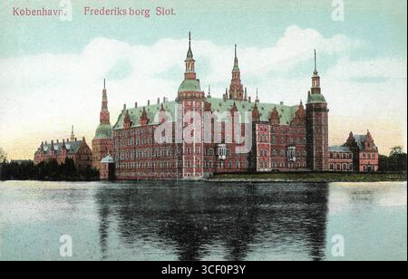 Una cartolina del 1910 che mostra il castello di Frederiksborg a Hillerød, vicino a Copenaghen, Danimarca. Foto Stock