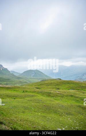 Alba sulle montagne di Hochalpenstraße, vista da "Fuscher Törl", Pinzgau, Salisburghese, Austria, Europa Foto Stock