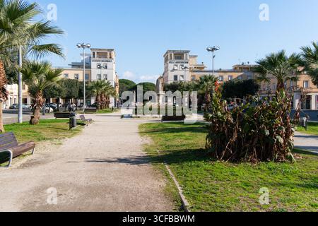 Piazza della Libertà, piazza storica di Latina, Italia Foto Stock