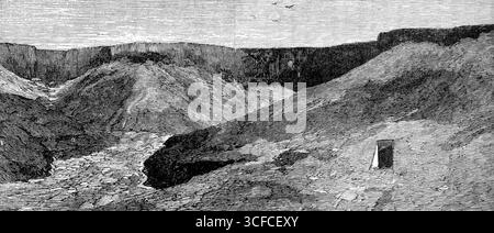 Bozzetti in Egitto: Le rovine di Tebe - Valle delle Tombe dei Re, 1883.'le tombe dei Re sono decorate con meravigliosi dipinti di soggetti religiosi, i cui disegni, metà grotteschi, metà mistici, come le scene dell'Inferno di Dante, consentono uno studio molto curioso. Il sarcofago di alabastro scolpito nel Museo Soane, Lincoln's-inn-Fields, è stato portato da una di queste tombe. Sullo stesso lato del Nilo, la riva occidentale, di fronte a Luxor e Karnak, si trovano le due statue colossali di Amenoph III. Una delle quali, chiamata dai greci la statua di Memnone, fu realizzata da Foto Stock