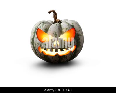 Due spaventose zucche di halloween di colore verde, bianco e arancione, Jack o Lanterna con faccia malvagia e occhi isolati su sfondo bianco Foto Stock