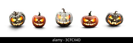 Una collezione di spaventose zucche di halloween, di colore verde acceso, bianco e arancione, Jack o Lanterna con volto malvagio e occhi isolati su uno sfondo bianco. Foto Stock