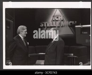 Ignatz Bubis War ein deutscher Kaufmann, Politiker (FDP) und Vorsitzender des Zentralrates der Juden in Deutschland. Auftritt in der Fernsehsendung 'Ich stelle mich', eine Interviewreihe mit Claus Hinrich Casdorff. Foto Stock