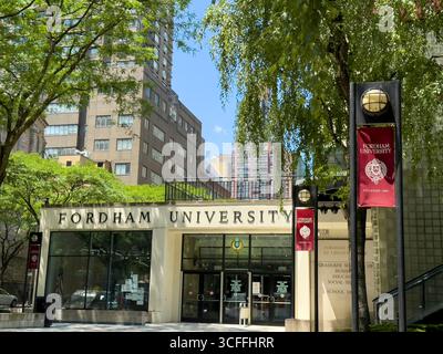 Libreria della Fordham University, facciata dell'edificio, Lincoln Center Campus, Manhattan, New York City, New York, Stati Uniti Foto Stock