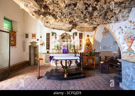 Taormina, Italia - 27 marzo 2023: Chiesa di nostra Signora della roccia o Chiesa interna della Madonna della Rocca, situata nella città di Taormina, Sicilia isola i Foto Stock