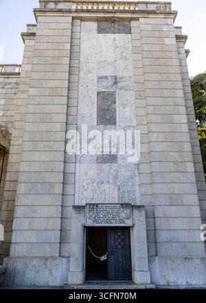 Vista della fonte luminosa, costruita nel 1938/48 in stile architettonico moderno e monumentale Art Deco, a Lisbona, Portogallo Foto Stock
