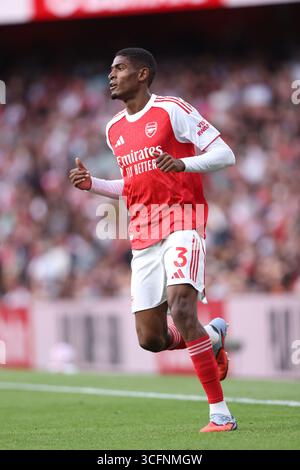 Londra, Regno Unito. 23 agosto 2025. Cristhian Mosquera (A) alla partita Arsenal vs Leeds United EPL, all'Emirates Stadium di Londra, Regno Unito il 23 agosto 2025. Crediti: Paul Marriott/Alamy Live News Foto Stock