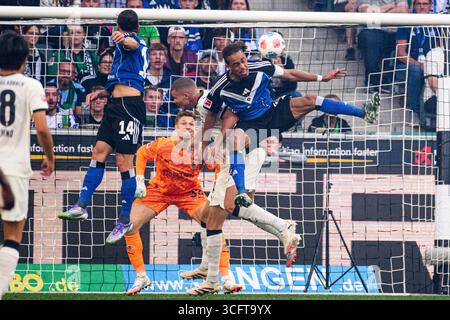 MOENCHENGLADBACH, GERMANIA - 24 AGOSTO 2025: - Partita di calcio della Bundesliga Borussia Moenchengladbach contro Hamburger SV al Borussia Park. Foto Stock