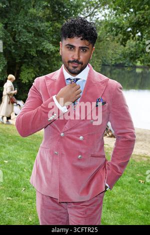 Amir Hosseiny beim AUDI ASCOT RENNTAG 2025 auf der Galopprennbahn Neue Bult ad Hannover AM 24.08.2025 *** Amir Hosseiny all'AUDI ASCOT RENNTAG 2025 all'ippodromo Neue Bult di Hannover il 24 08 2025 Foto Stock