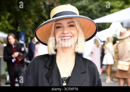 Janin Ullmann beim Audi Ascot Renntag am 24.08.2025 auf der Galopprennbahn Neue Bult ad Hannover Foto Stock