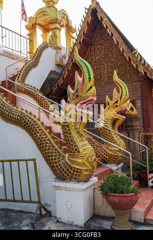 Wat Chiang Yuen a Chaing mai in Thailandia Foto Stock